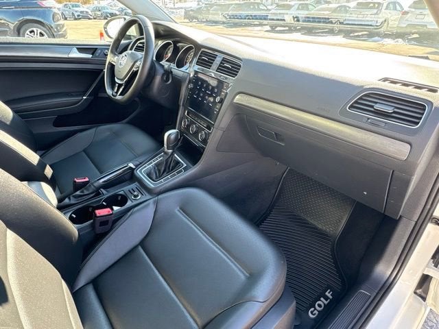 2019 Volkswagen Golf S