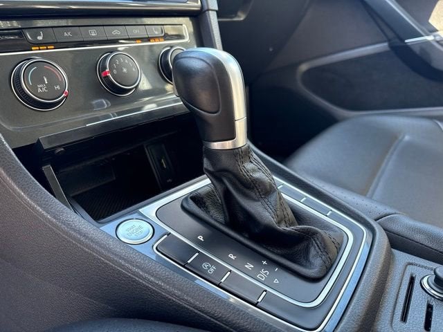 2019 Volkswagen Golf S