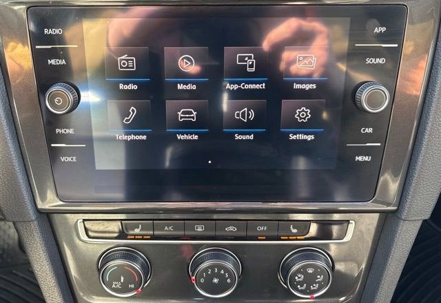 2019 Volkswagen Golf S