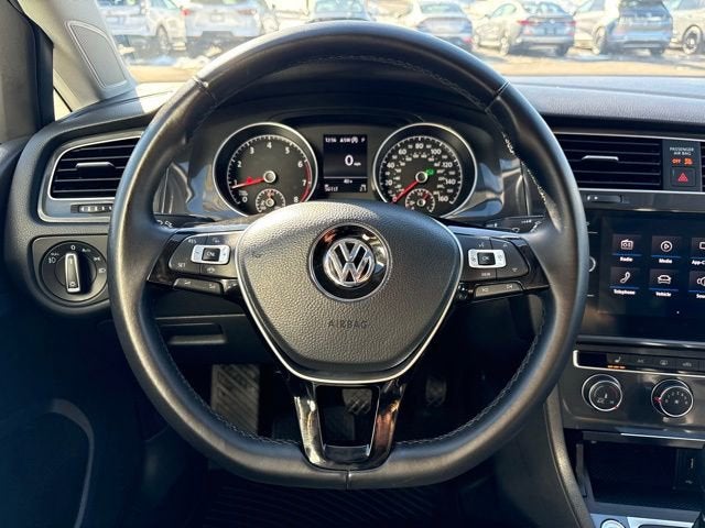 2019 Volkswagen Golf S