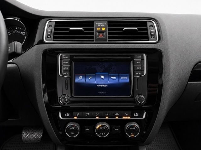 2017 Volkswagen Jetta 1.8T SEL