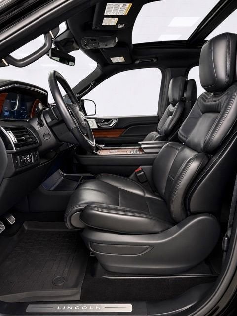 2022 Lincoln Navigator L Reserve