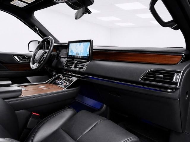 2022 Lincoln Navigator L Reserve