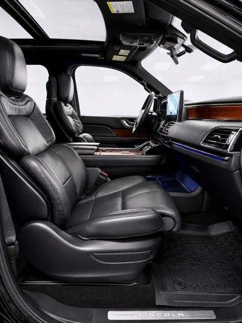 2022 Lincoln Navigator L Reserve