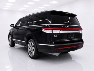 2022 Lincoln Navigator L Reserve