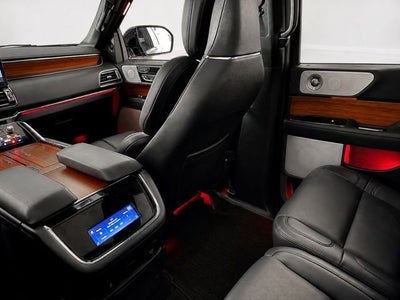 2022 Lincoln Navigator L Reserve