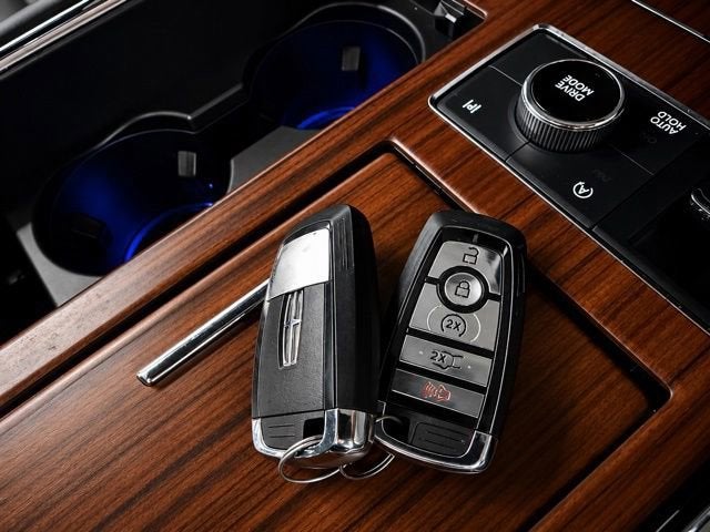 2022 Lincoln Navigator L Reserve