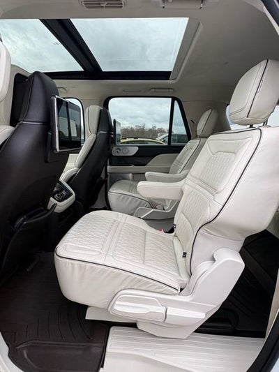 2021 Lincoln Navigator L Black Label
