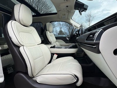 2021 Lincoln Navigator L Black Label