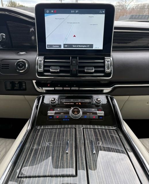 2021 Lincoln Navigator L Black Label