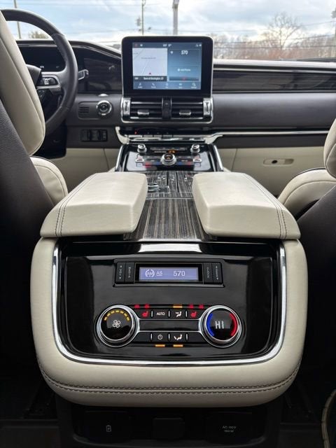 2021 Lincoln Navigator L Black Label