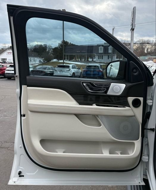 2021 Lincoln Navigator L Black Label