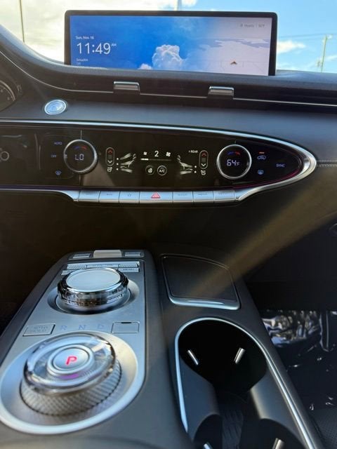 2024 Genesis GV70 2.5T