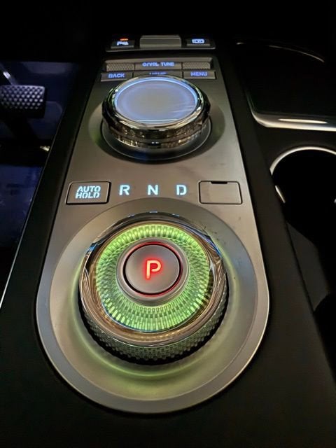 2024 Genesis GV70 2.5T