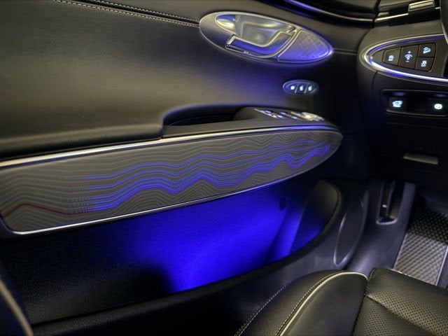 2024 Genesis GV70 2.5T