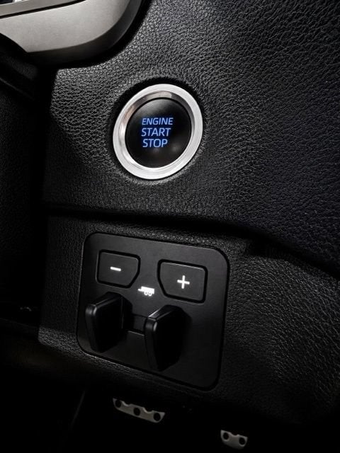 2026 Toyota Tundra SR5 CrewMax 5.5' Bed