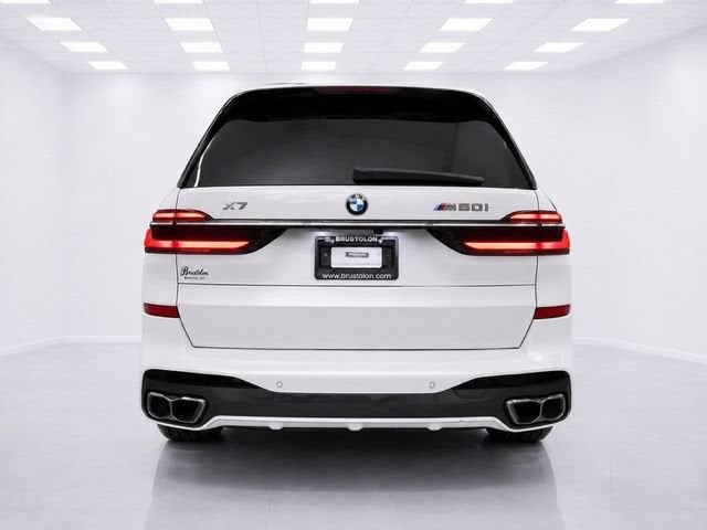 2024 BMW X7 M60i