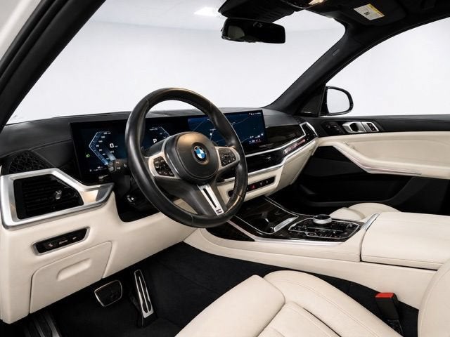 2024 BMW X7 M60i