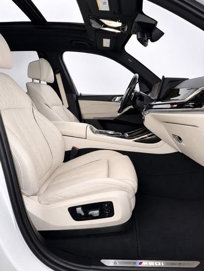 2024 BMW X7 M60i