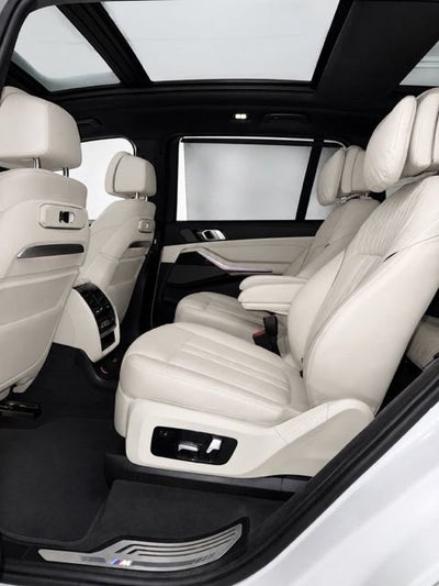 2024 BMW X7 M60i