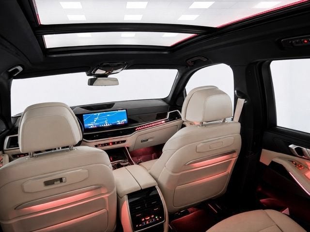 2024 BMW X7 M60i