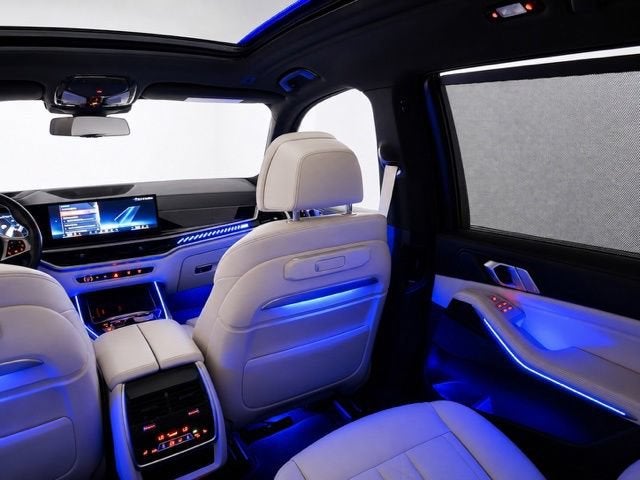 2024 BMW X7 M60i