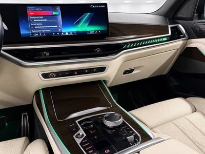 2024 BMW X7 M60i