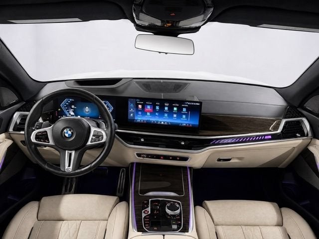 2024 BMW X7 M60i