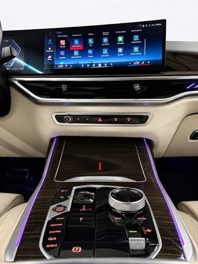 2024 BMW X7 M60i