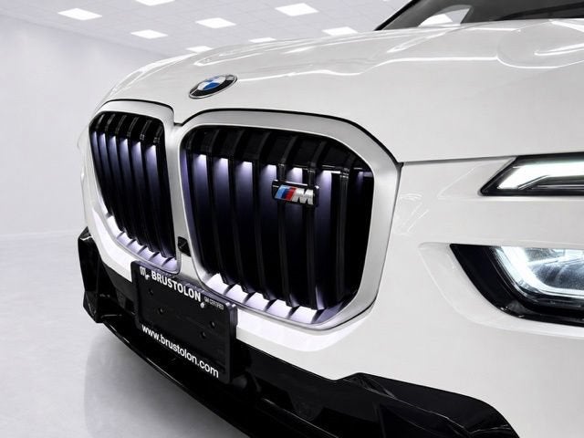 2024 BMW X7 M60i