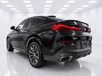 2021 BMW X6 M50i