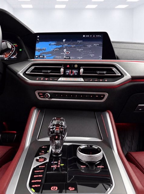 2021 BMW X6 M50i