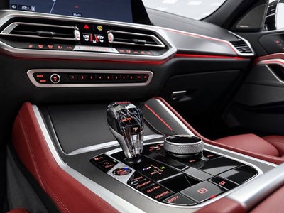 2021 BMW X6 M50i