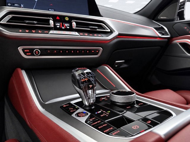 2021 BMW X6 M50i