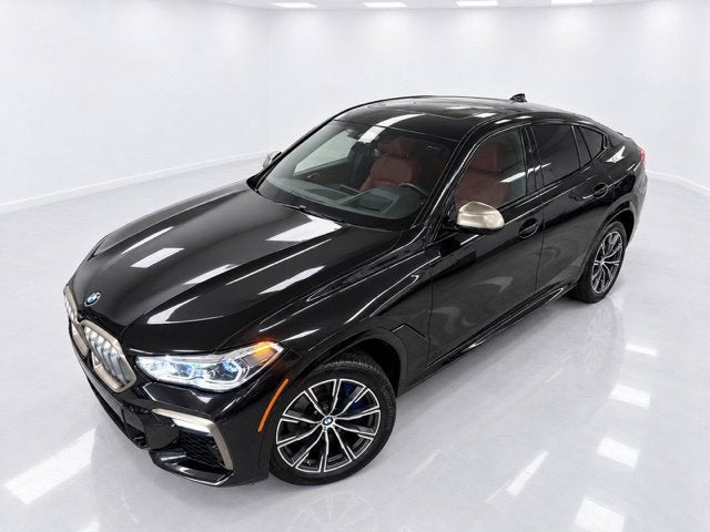 2021 BMW X6 M50i