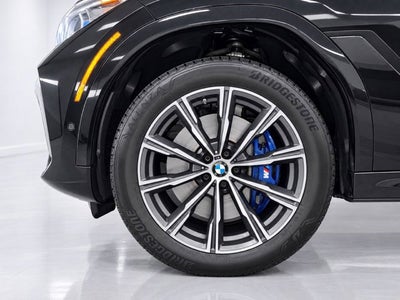 2021 BMW X6 M50i