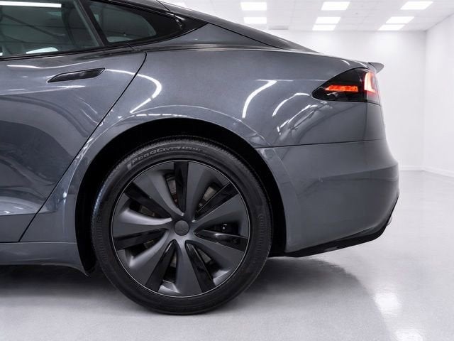 2022 Tesla Model S Plaid