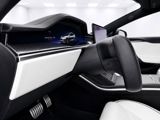 2022 Tesla Model S Plaid