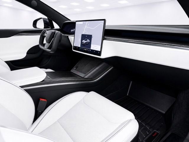 2022 Tesla Model S Plaid