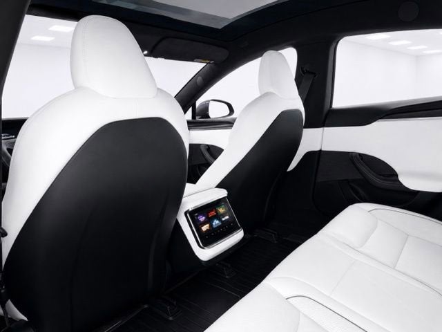 2022 Tesla Model S Plaid