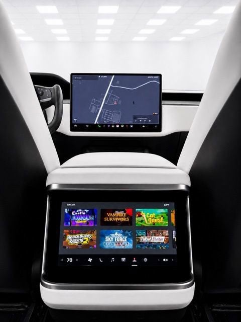 2022 Tesla Model S Plaid