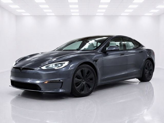 2022 Tesla Model S Plaid