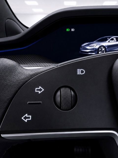 2022 Tesla Model S Plaid