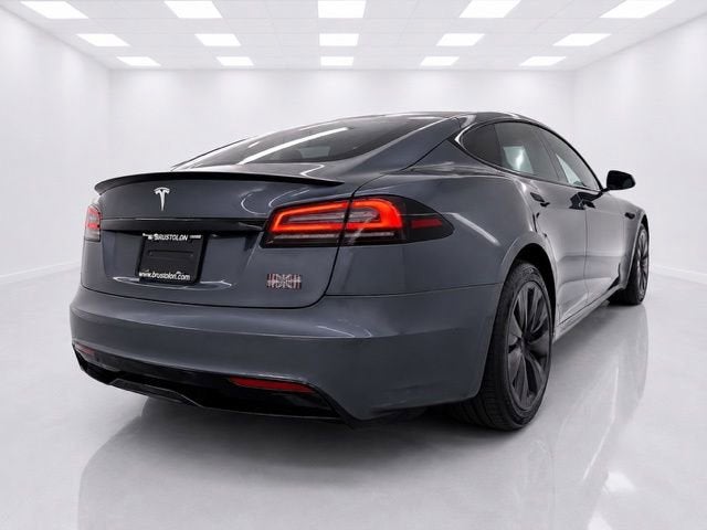 2022 Tesla Model S Plaid