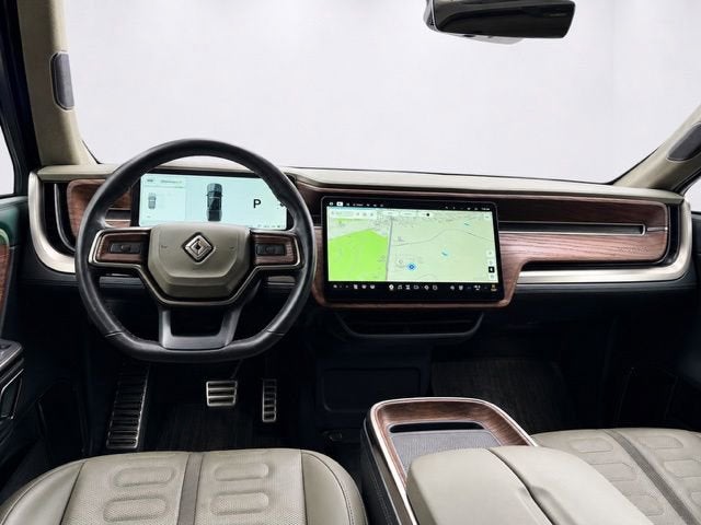 2023 RIVIAN R1T Adventure