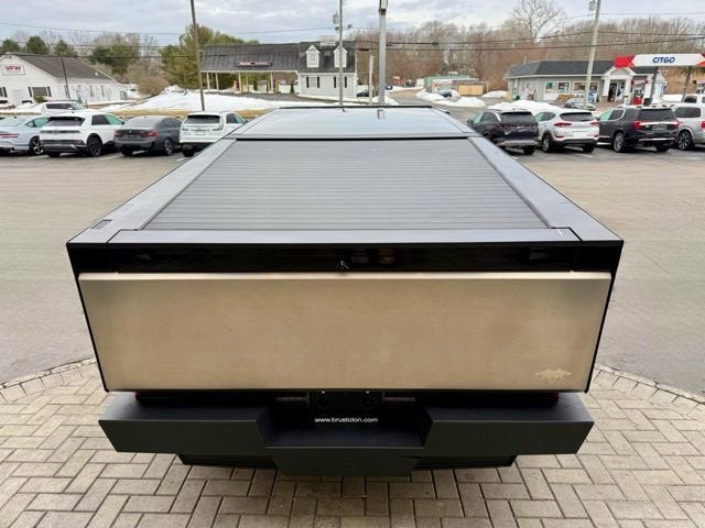 2024 Tesla Cybertruck Cyberbeast