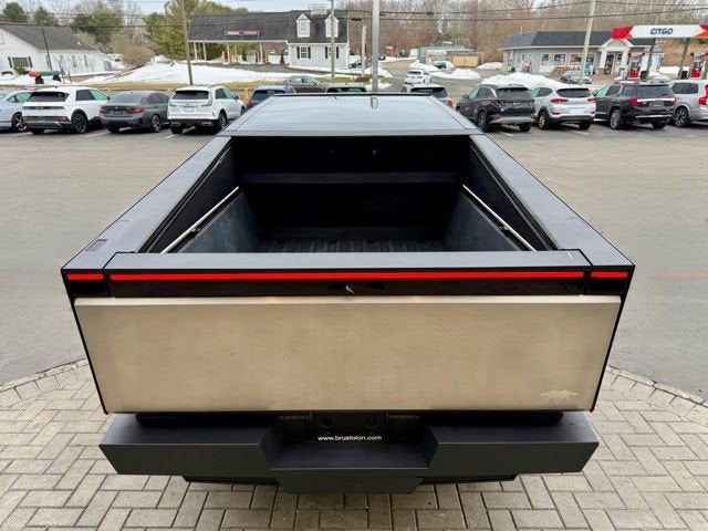 2024 Tesla Cybertruck Cyberbeast