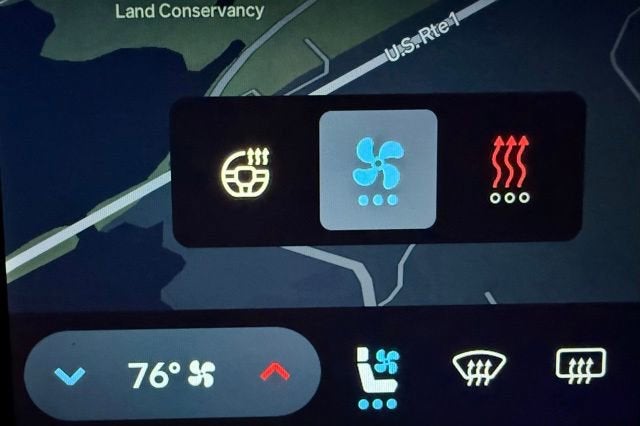 2023 RIVIAN R1S Adventure