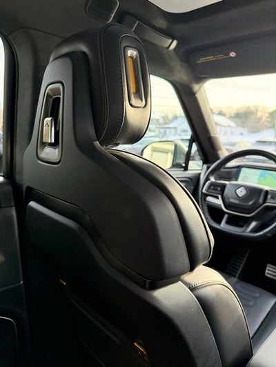 2023 RIVIAN R1S Adventure