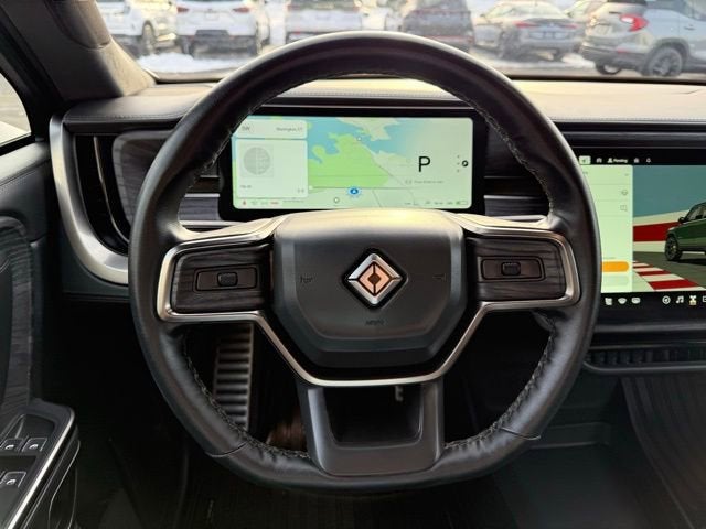 2023 RIVIAN R1S Adventure